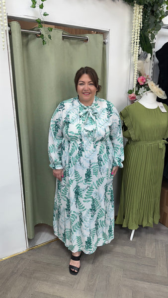 Sophie onesize 16-22 £19.99