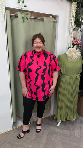 Nicola onesize 18-24 £12.99