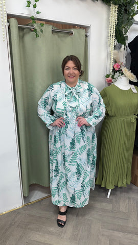 Sophie onesize 16-22 £19.99