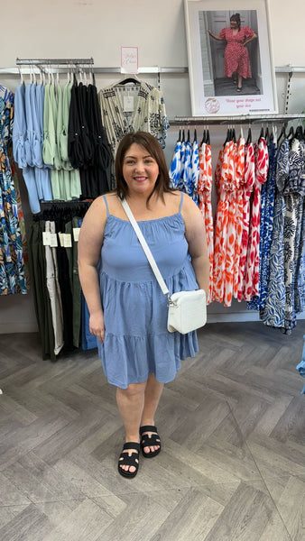 Kelly Onesize 12-22 £9.99
