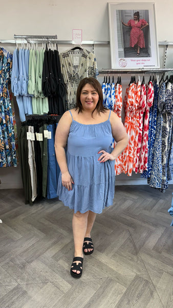 Kelly Onesize 12-22 £9.99
