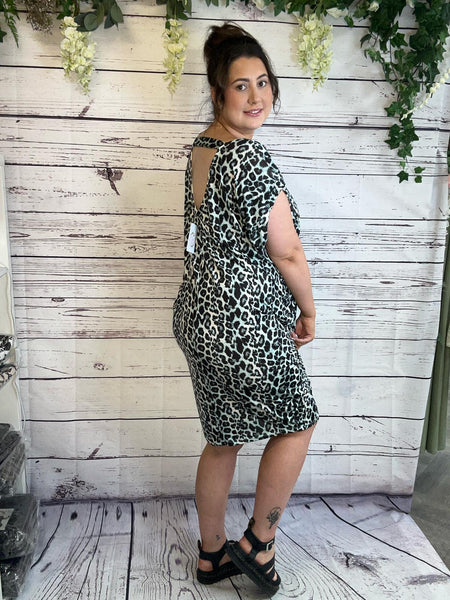 Izzy Onesize 12-20 £19.99