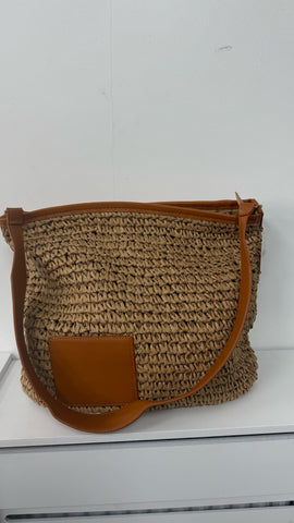 Shoulder woven bag £18.99