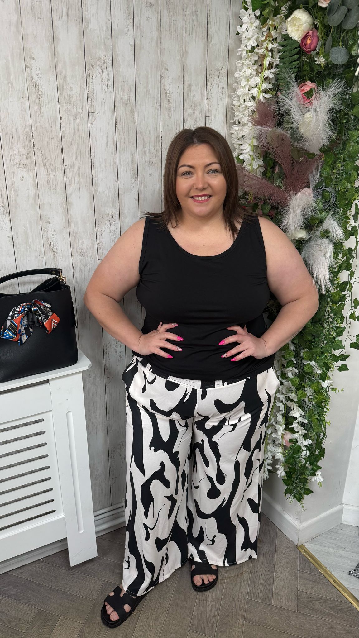 Wide leg trousers Onesize 16-24 £22.99