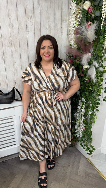 Joanne Onesize 16-28 £29.99