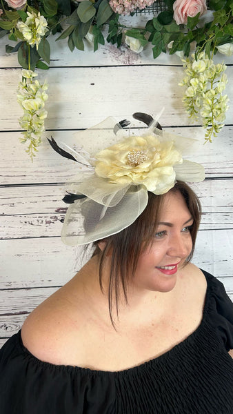 Fascinator £12.99