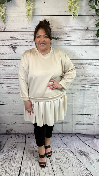 Bethan Onesize 20-24 £12