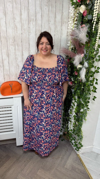 Amanda Onesize 20-28 £29.99