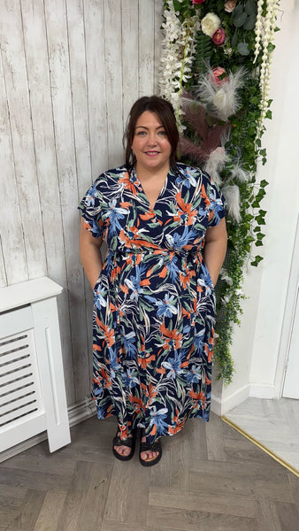 Cassie onesize 16-28 £29.99