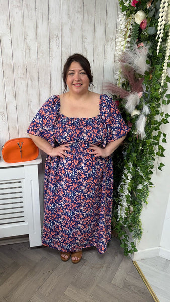 Amanda Onesize 20-28 £29.99