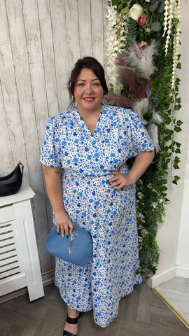 Claire Onesize 18-24 £29.99