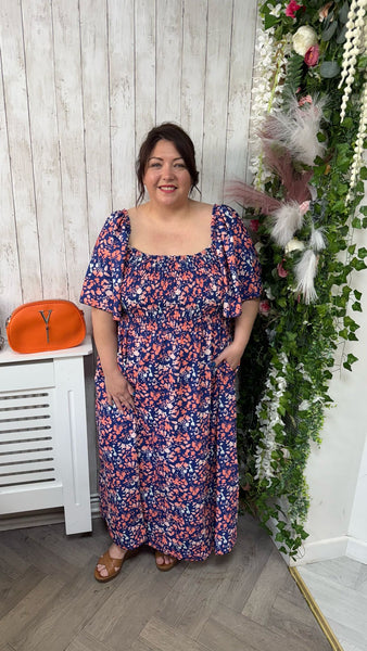 Amanda Onesize 20-28 £29.99