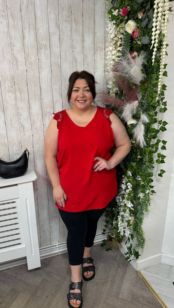 Vest Onesize 20-24 £10.99