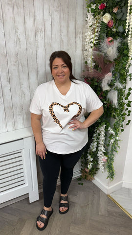 White heart Onesize 16-24 £17.99