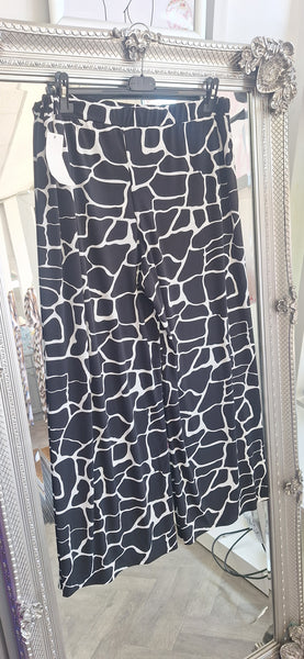 Wide leg trousers Onesize 12-20 £18.99