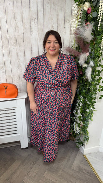 Leanne Onesize 18-24 £29.99